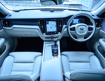 Panneau avant Volvo V60 T5 Cross Country [Japan] '2018–pr.