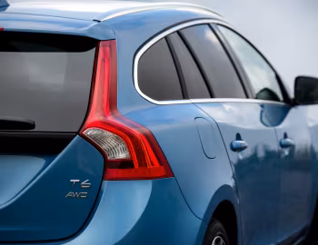 Volvo V60 T6 AWD [Japan] '08.2013–09.2018