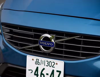 Volvo V60 T6 AWD [Japan] '08.2013–09.2018