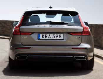 Volvo V60 T6 Inscription [Worldwide] '2018–pr.