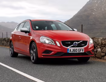 Volvo V60 T6 R-Design [UK-spec] '2010–13