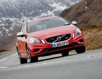 Volvo V60 T6 R-Design [UK-spec] '2010–13