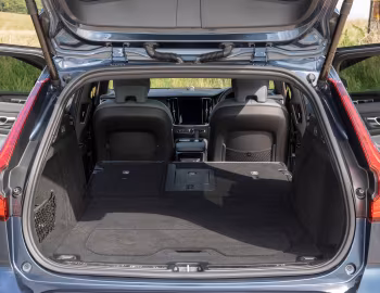 Ambos Volvo V60 T6 Recharge AWD R-Design [UK-spec] '2020–pr.