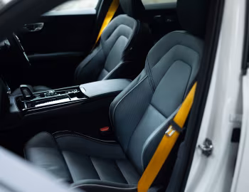Interior Volvo V60 T8 Polestar Engineered [Japan] '2019–pr.