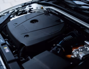 Sous la capuche Volvo V60 T8 Polestar Engineered [Japan] '2019–pr.