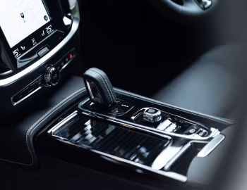 Interior Volvo V60 T8 Polestar Engineered [Japan] '2019–pr.