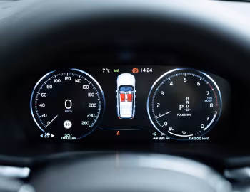 Painel Volvo V60 T8 Polestar Engineered [Japan] '2019–pr.