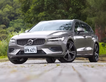 Volvo V60 T8 Recharge AWD Inscription [Taiwan] '2021–pr.