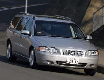 Volvo V70 Classic [Japan] '12.2006–10.2007