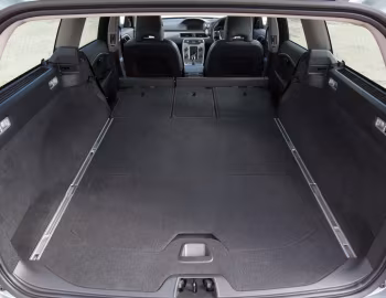 Porta-malas Volvo V70 [UK-spec] '2013–16