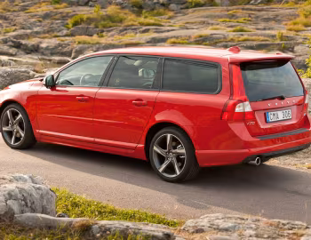 Volvo V70 D3 R-Design [Worldwide] '2009–13