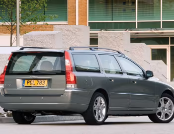 Volvo V70 D5 [UK-spec] '2005–07