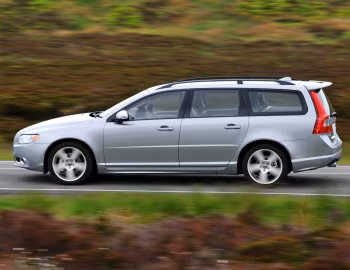 Volvo V70 2.4D R-Design [UK-spec] '2009–11