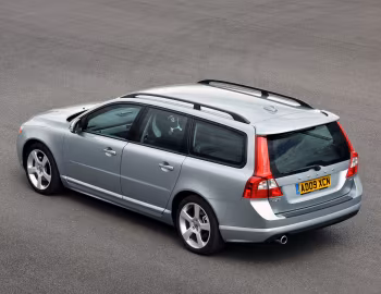 Volvo V70 2.4D R-Design [UK-spec] '2009–11