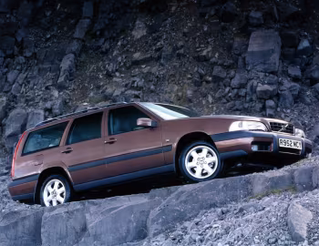 Volvo V70 XC [UK-spec] '1997–2000