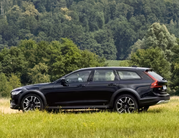 Volvo V90 B4 AWD Cross Country [Worldwide] '2020–pr.
