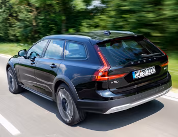 Volvo V90 B4 AWD Cross Country [Worldwide] '2020–pr.