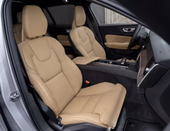 Interior Volvo V60 B4 Cross Country [Worldwide] '2020–pr.