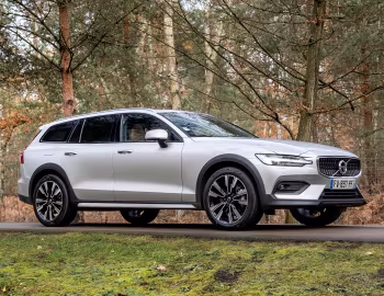 Volvo V60 B4 Cross Country [Worldwide] '2020–pr.