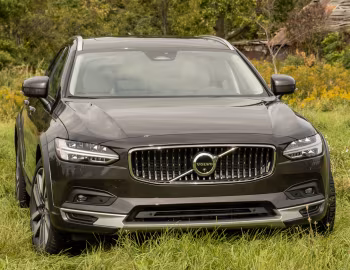2022 Volvo V90 B6 AWD Cross Country [North America] '2021
