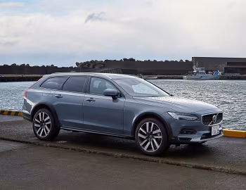 Volvo V90 B6 Cross Country [Japan] '2020–pr.