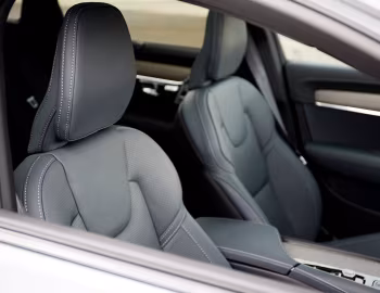 Interior Volvo V90 B6 Cross Country [Japan] '2020–pr.
