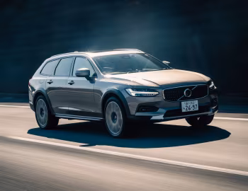 Volvo V90 B6 Cross Country [Japan] '2020–pr.