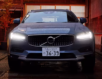 Volvo V90 B6 Cross Country [Japan] '2020–pr.