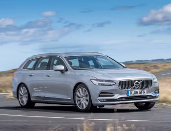 Volvo V90 D4 Inscription [UK-spec] '2016–pr.