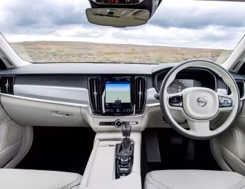 Panneau avant Volvo V90 D4 Momentum [UK-spec] '2016–pr.