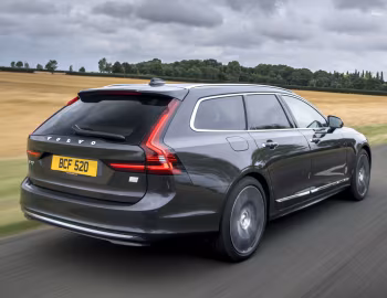 Volvo V90 T6 AWD Inscription [UK-spec] '2020–pr.