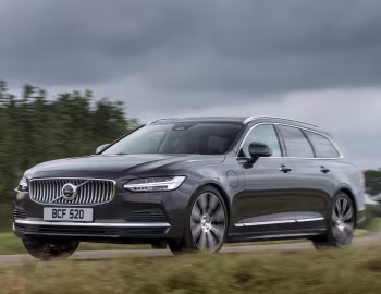 Volvo V90 T6 AWD Inscription [UK-spec] '2020–pr.