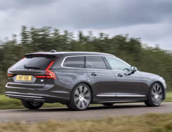 Volvo V90 T6 AWD Inscription [UK-spec] '2020–pr.
