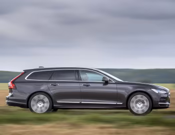 Volvo V90 T6 AWD Inscription [UK-spec] '2020–pr.