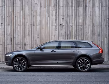 Volvo V90 T6 Cross Country [Worldwide] '2016–pr.