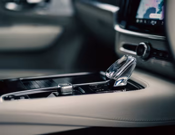 Intérieur Volvo V90 T8 AWD Recharge Ultimate [Japan] '2022–pr.