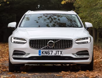Volvo V90 T8 Inscription [UK-spec] '2017–pr.