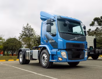 Volvo VM 360 4×2 Tractor '2022–pr.