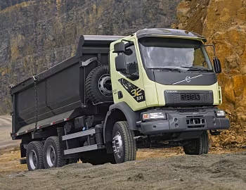 Volvo VM 330 6×4 Tipper '2016–18
