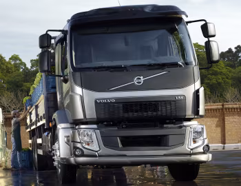 Volvo VM 330 6×2 '2014–19