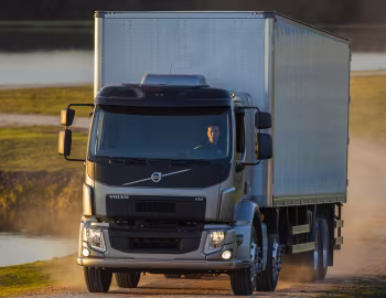 Volvo VM 330 8×2 '2014–19