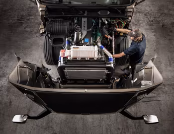 发动机舱 2018–至今 Volvo VNR 300 '2017–至今
