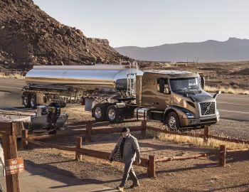 2018–pr. Volvo VNR 400 '2017–pr.