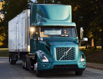 2021–pr. Volvo VNR Electric 6×2 Tractor [North America] '2021–pr.