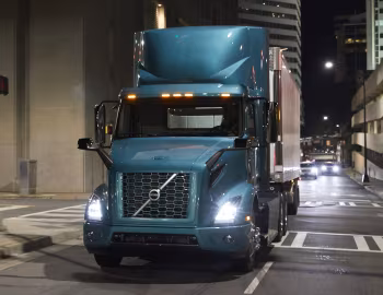 2021–pr. Volvo VNR Electric 6×2 Tractor [North America] '2021–pr.
