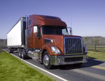 Volvo VT880 77” Raised-Roof Sleeper cab '2005–н.ч.