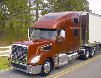 Volvo VT880 77” Raised-Roof Sleeper cab '2005–н.ч.
