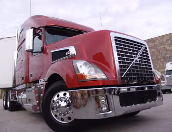 Volvo VT880 77” Raised-Roof Sleeper cab '2005–pr.