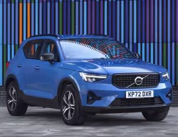 Volvo XC40 B3 Ultimate [UK-spec] '2022–pr.