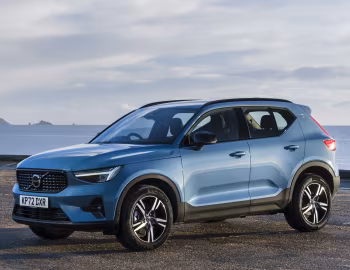 Volvo XC40 B3 Ultimate [UK-spec] '2022–pr.